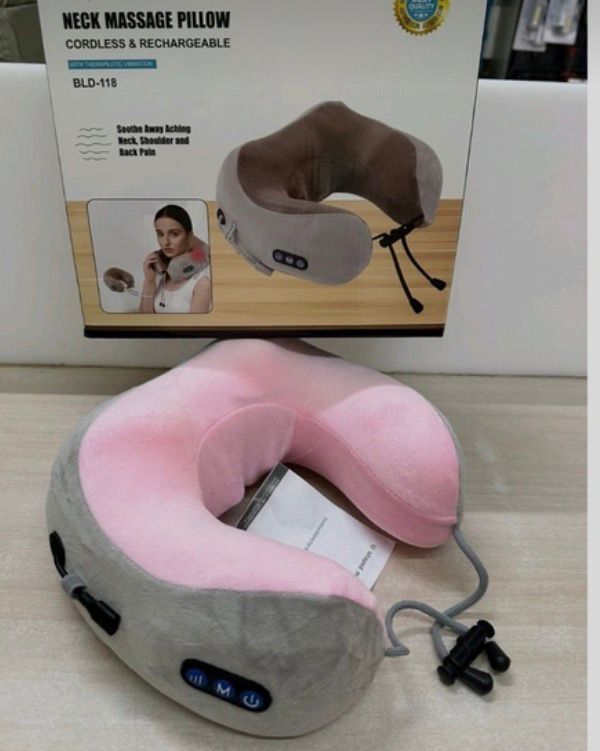 NECK MASSAGE PILLOW